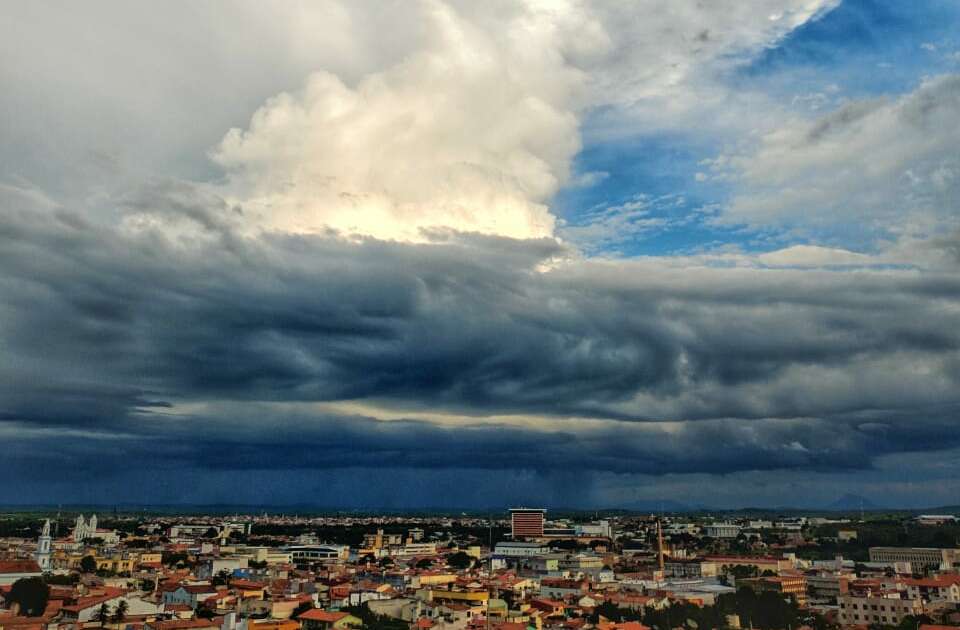 áreas de instabilidade associadas à ZCIT estão colaborando para chuvas (FOTO: Janilton Nicolau)