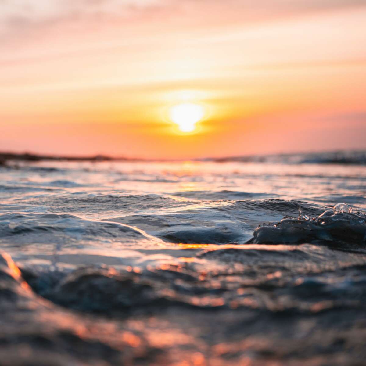 Na quarta-feira, a previsão da Funceme aponta céu entre parcialmente nublado e claro em todas as regiões (FOTO: Isaac Sloman/Unsplash)