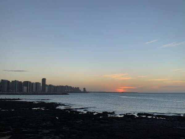No litoral, a tendência é de nebulosidade variável no início dos dias (FOTO: Nely de Carvalho)