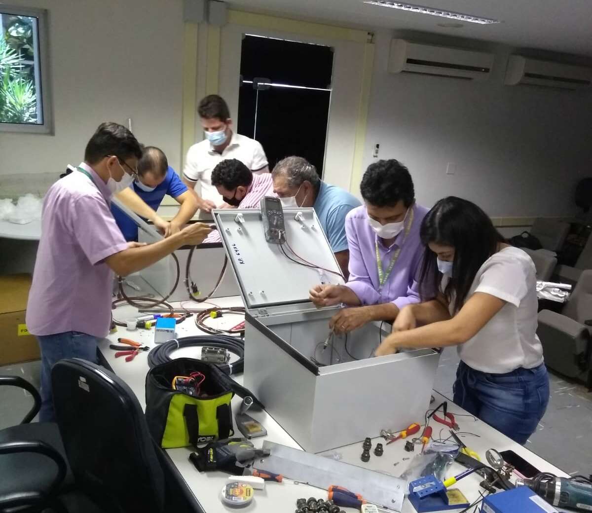 Treinamento de montagem e manutenção das novas PCDs (FOTO: Raimundo Monteiro)