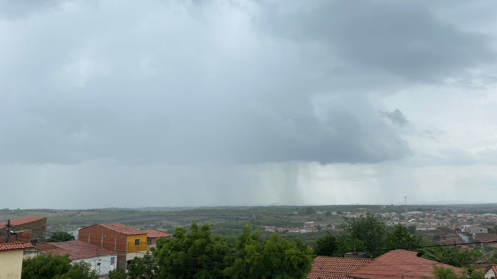 Cariri, que apresentou boas chuvas em dezembro, deverá fechar o mês com possibilidade de novos acumulados (FOTO: Marciel Bezerra)