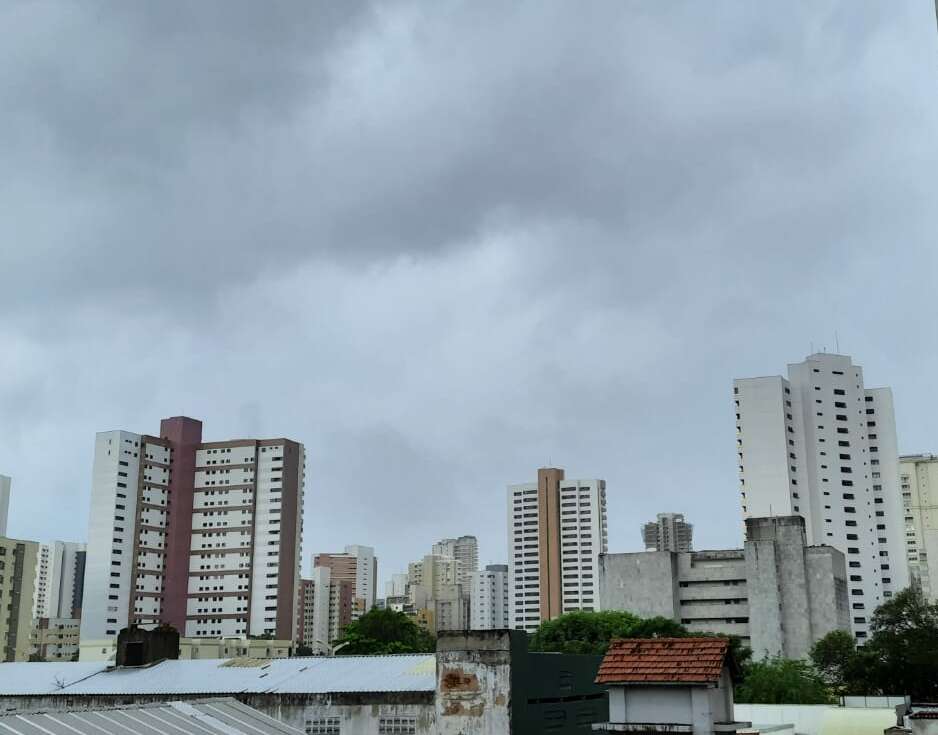 As chuvas no Litoral de Fortaleza deverão ocorrer entre madrugada e manhã, principalmente