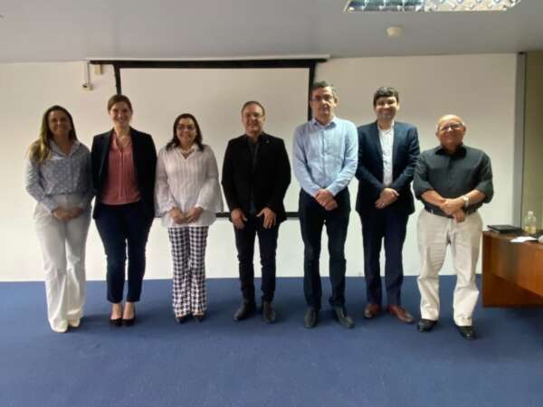 Encontro reuniu gestores do Estado e da AFD (FOTO: SRH/Divulgação)