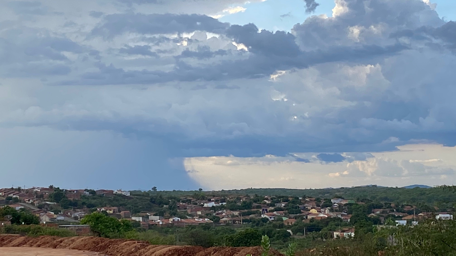 Chuvas expressivas vêm caindo sobre o Ceará dede o início da semana (FOTO: Marciel Bezerra)