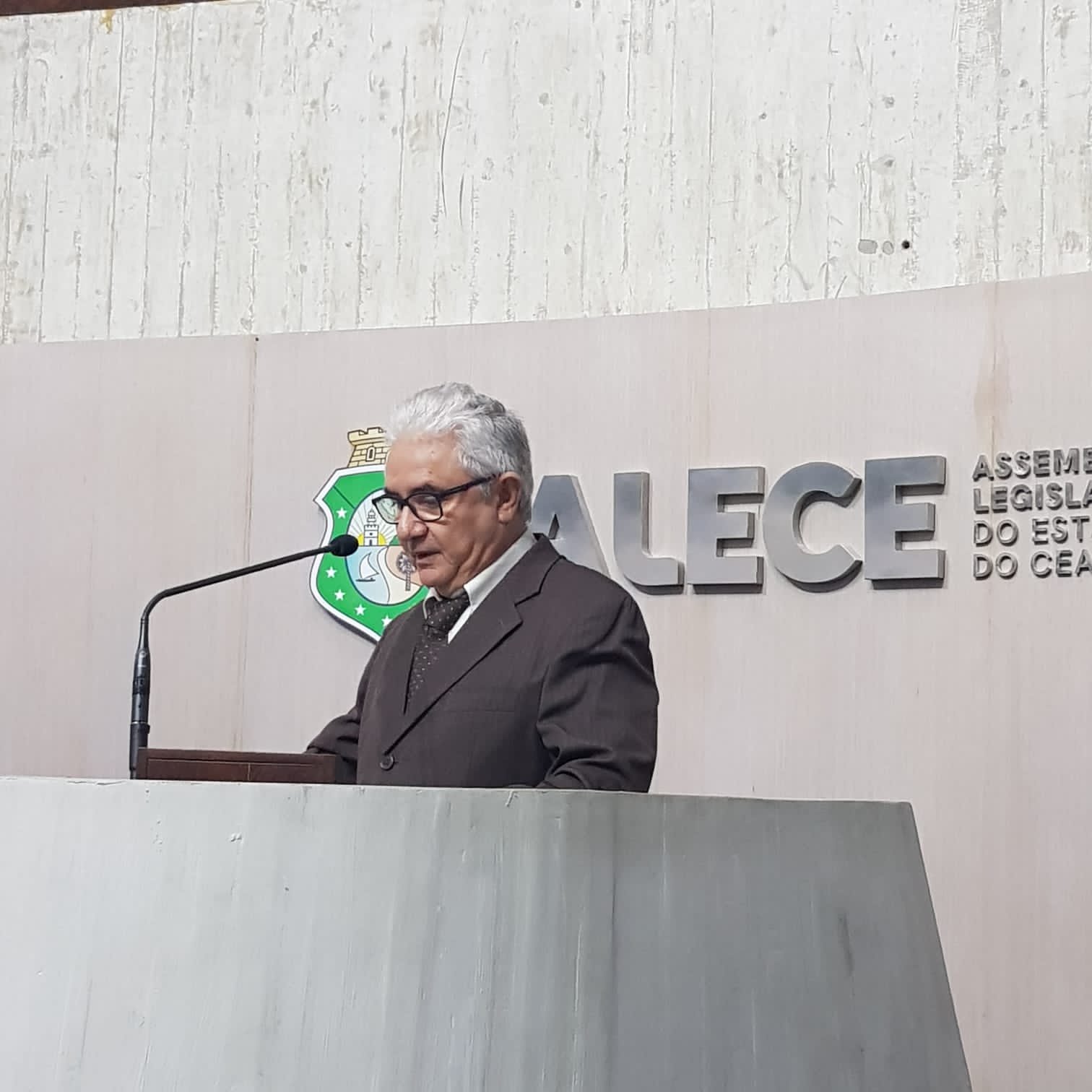 Luís César Pinho, diretor administrativo da Funceme discursando na solenidade. (Foto: Arquivo Pessoal)