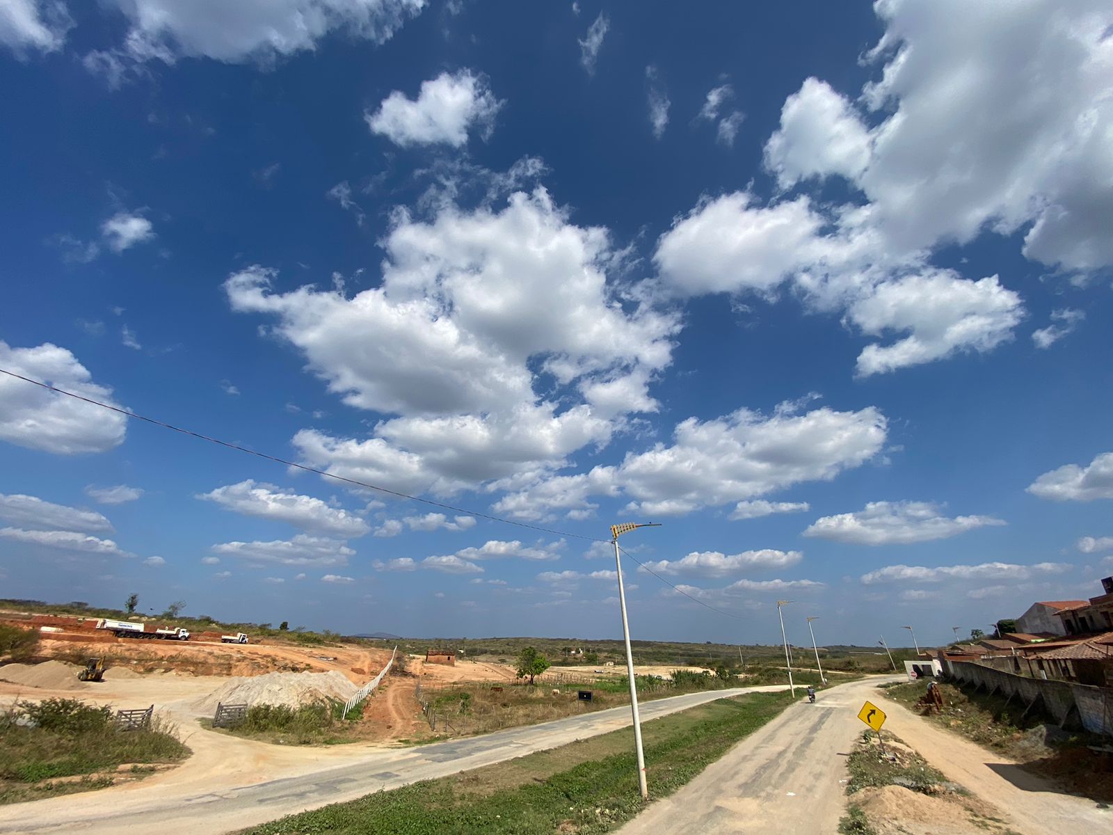 Neste período, a ausência de chuvas é comum no Ceará (FOTO: Marciel Bezerra)