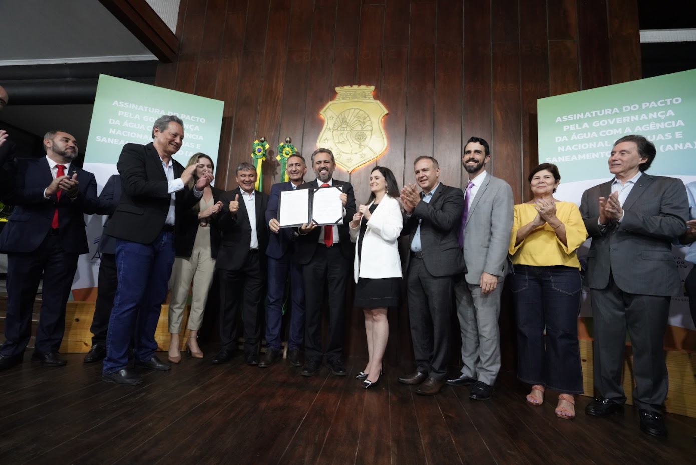 Ainda no encontro, o Governo do Ceará renovou a adesão ao Programa Qualiágua com a ANA, que tem como objetivo promover a divulgação de dados sobre a qualidade das água superficiais (FOTO: Divulgação/Governo do Ceará)