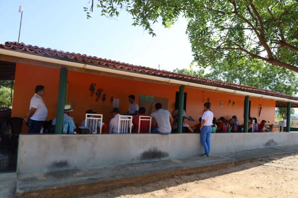 Comunidade Malhadinha na atividade da linha do tempo. (Foto:Ascom)