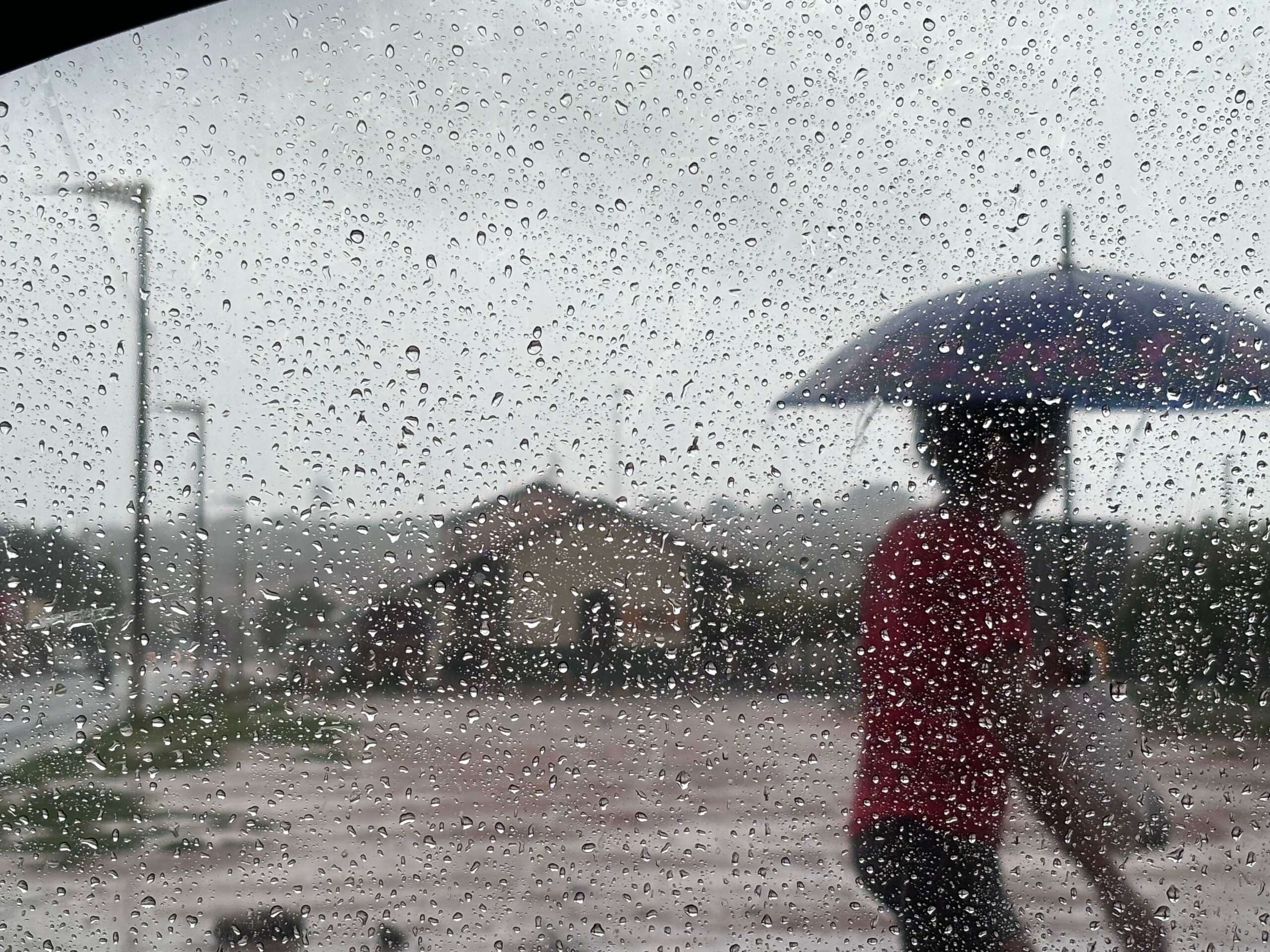 Precipitações, aidna que isoladas, vêm ocorrendo neste mês de março (FOTO: Marciel Bezerra)
