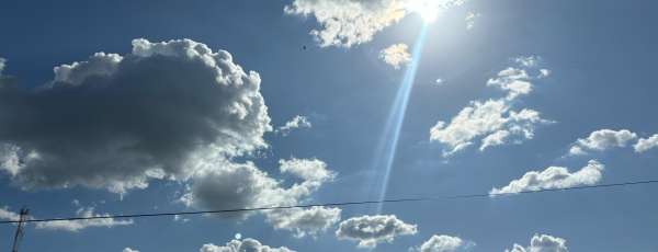 As tardes dos próximos dias devem ser marcadas por céu mais aberto e altas temperaturas, variando entre 34°C e 36°C em grande parte do estado (FOTO: Marciel Bezerra)