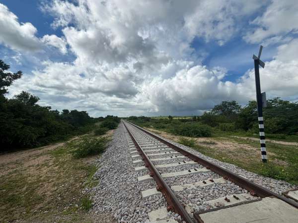 Para os próximos dias, a Funceme indica aumento da instabilidade atmosférica, principalmente entre quarta (18) e quinta-feira (19), com maior concentração de chuvas no centro-norte do Ceará. (FOTO: Marciel Bezerra)