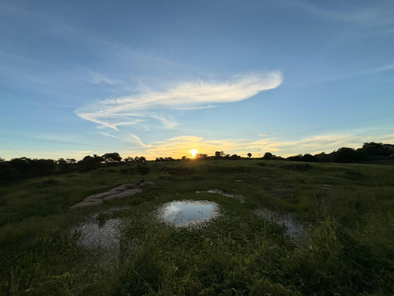 As precipitações previstas estão relacionadas a uma combinação de fatores atmosféricos feitos locais como temperatura, umidade, relevo e ventos que favorecem a formação de nuvens de chuva em determinadas áreas (FOTO: Marciel Bezerra)